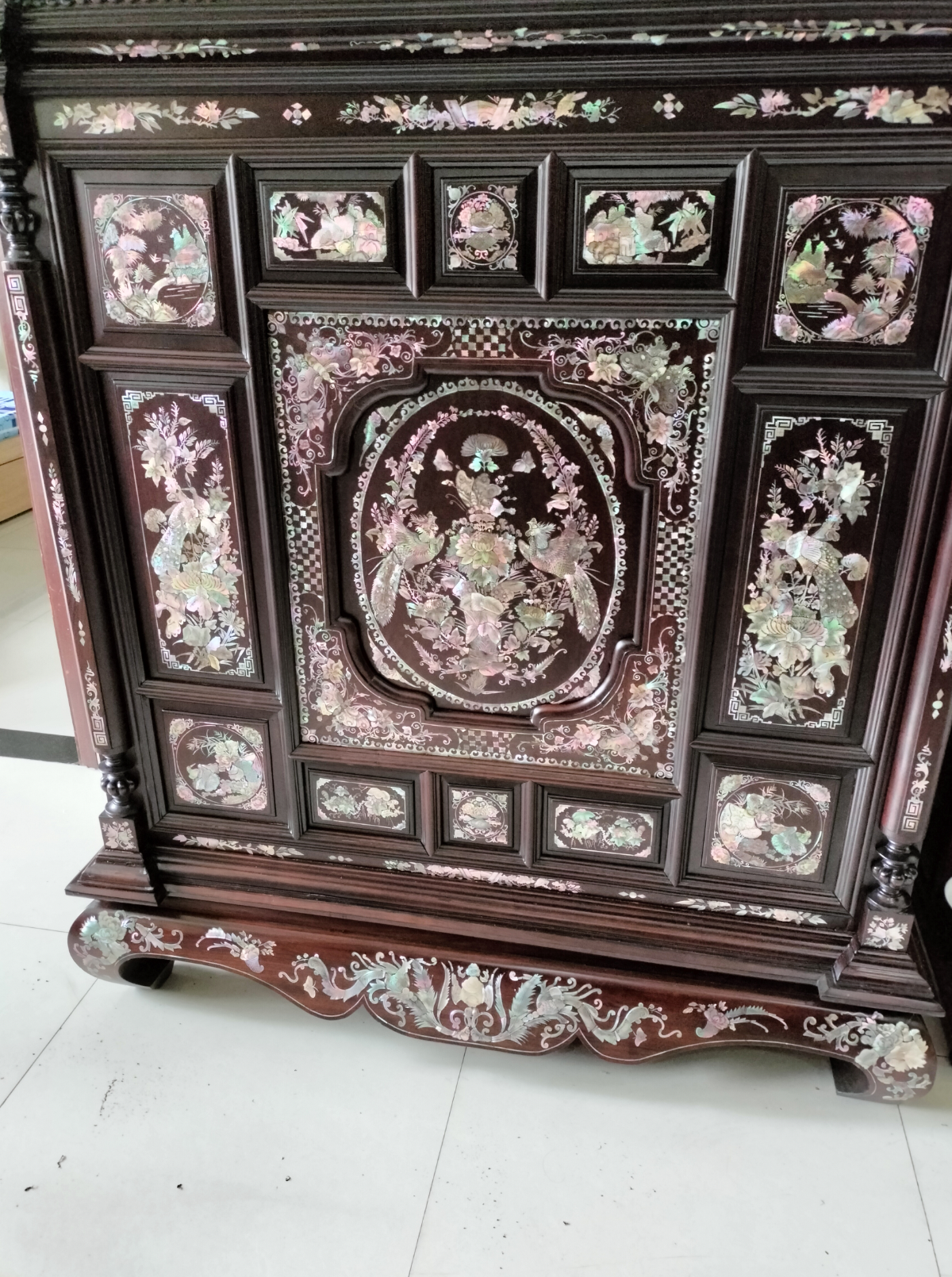 Tủ Thờ